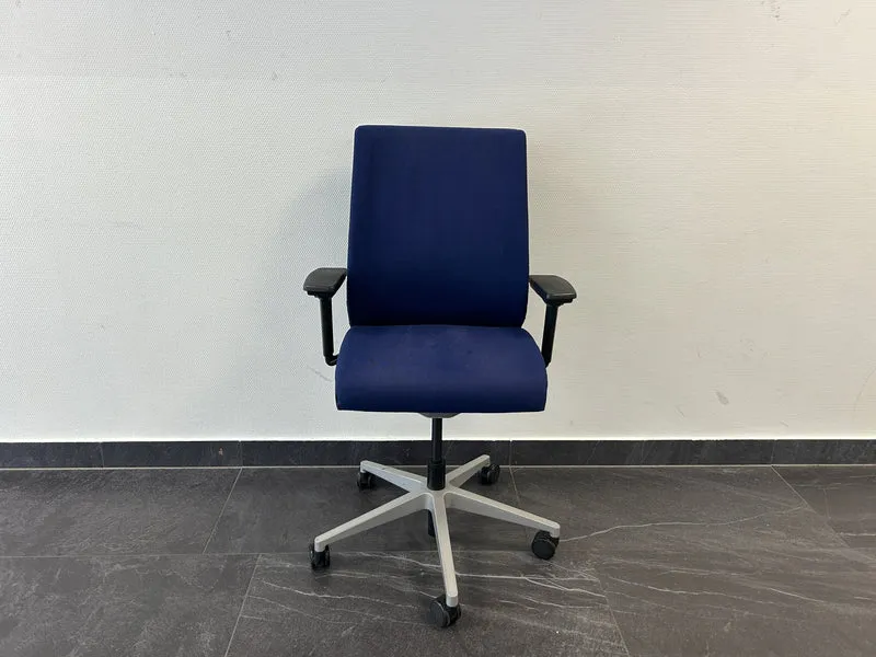 Steelcase Think Bürodrehstuhl Blau
