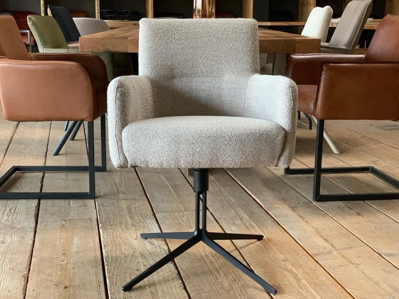 Moderner Esszimmerstuhl drehbar S119G