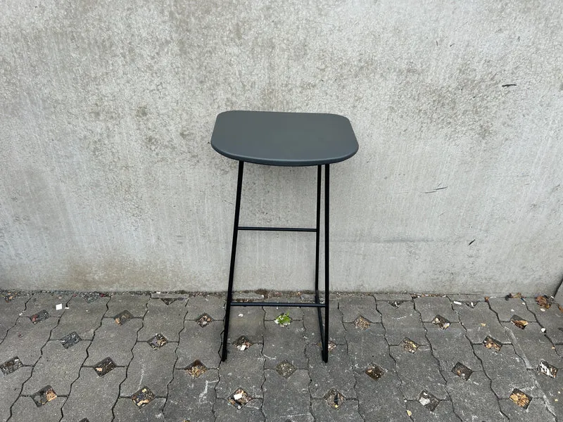 Infiniti Klejn Bar Stool Hocker