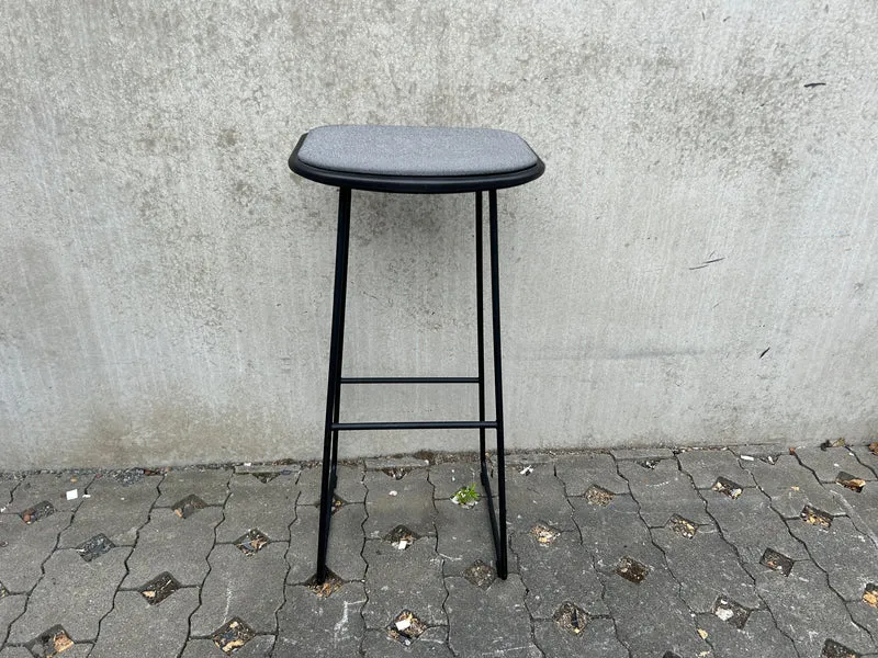 Infiniti Klejn Bar Stool Hocker