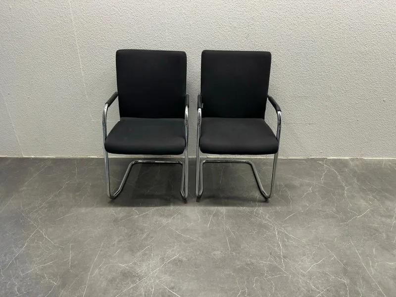 Steifensand Konferenzstuhl Schwarz