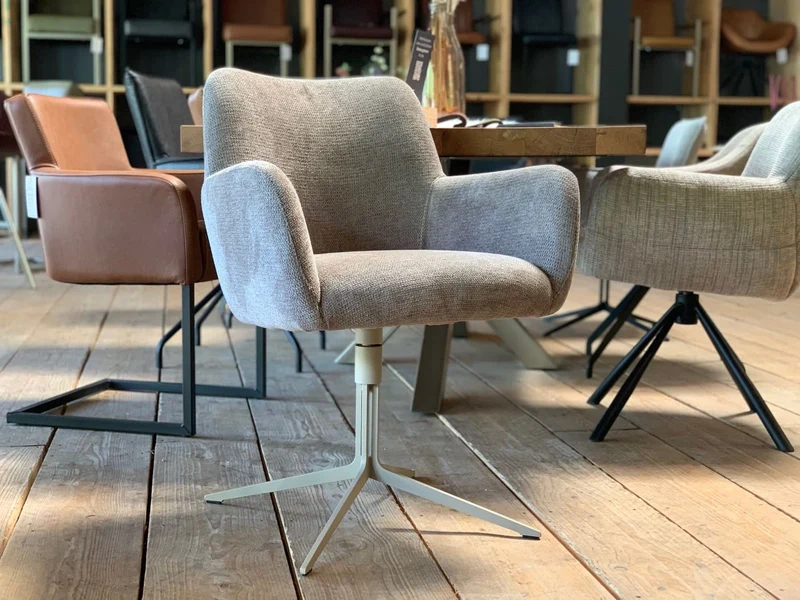 Stühle Esszimmer in Stoff S60G