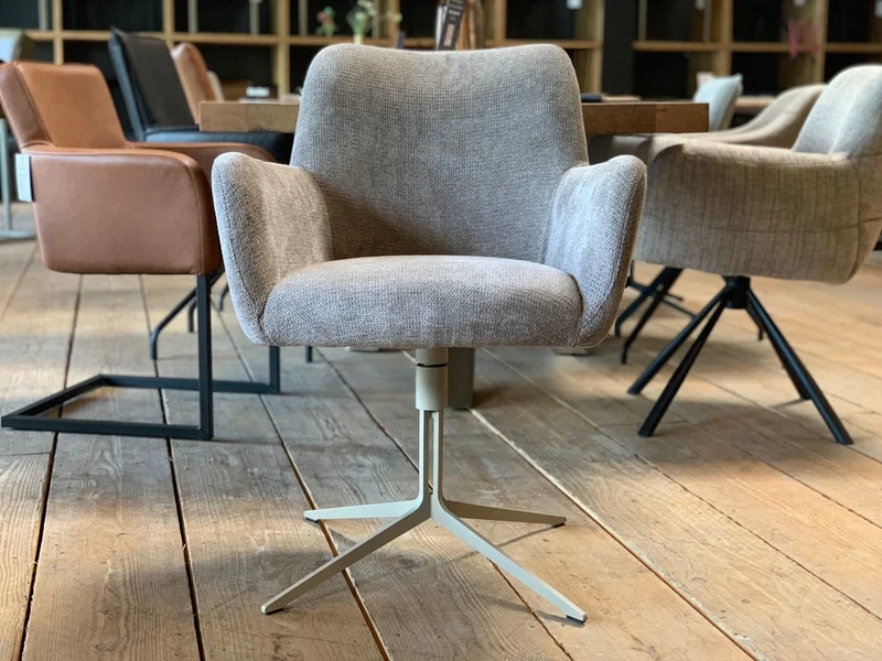 Stühle Esszimmer in Stoff S60G