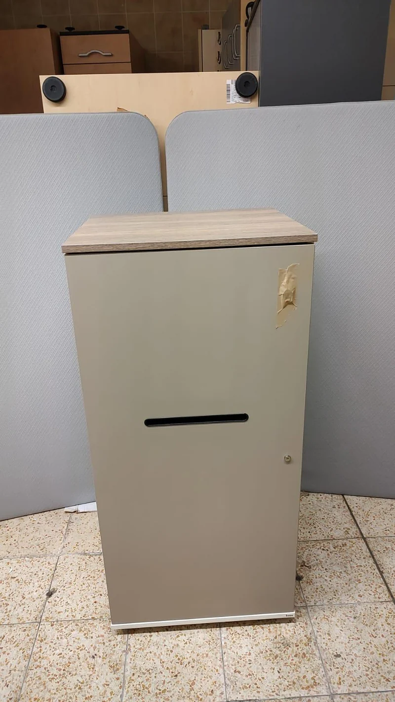 Bene Aktenschrank Weiß / Taupe