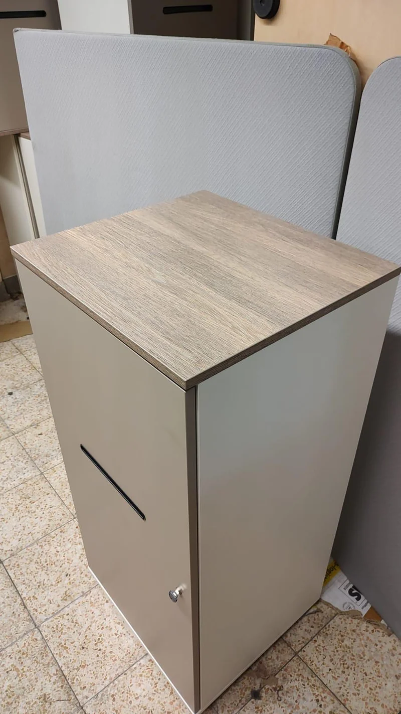 Bene Aktenschrank Weiß / Taupe