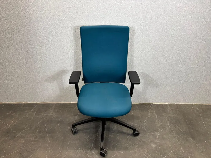 Dauphin Magic Bürodrehstuhl Türkis