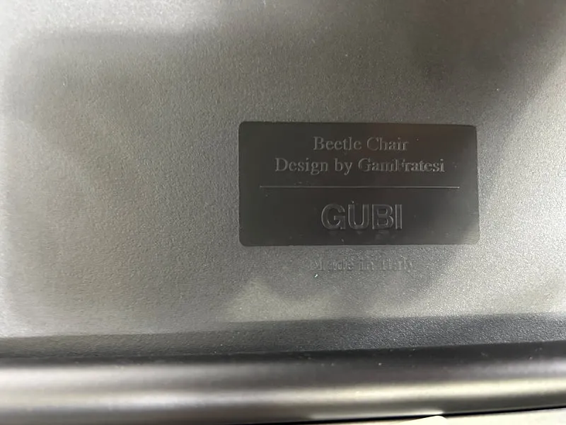 Gubi Beetle Barhocker Schwarz