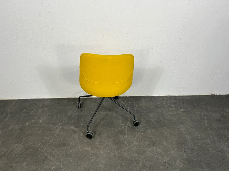 Brunner Crona 6383 Konferenzstuhl auf Rollen Gelb