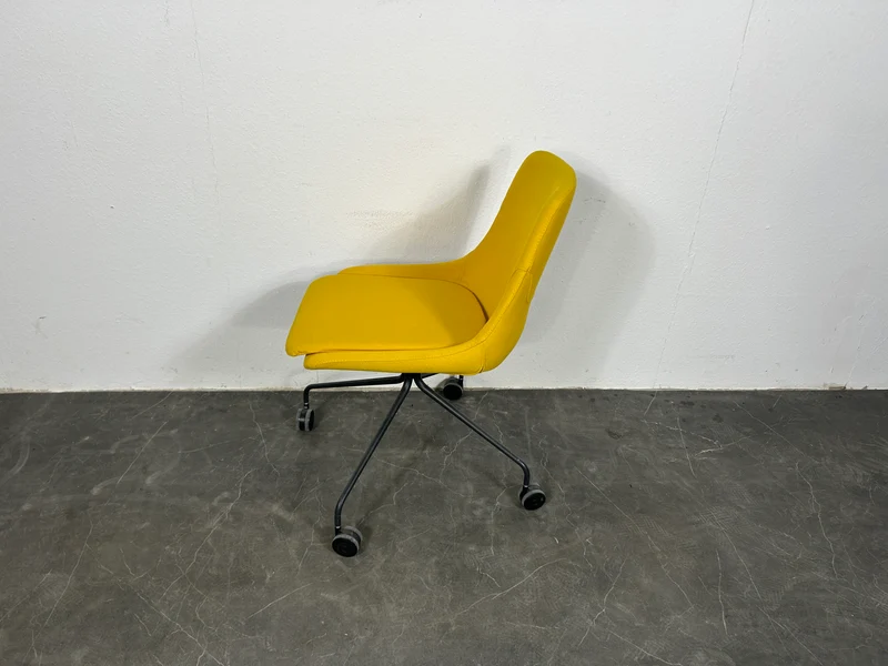Brunner Crona 6383 Konferenzstuhl auf Rollen Gelb