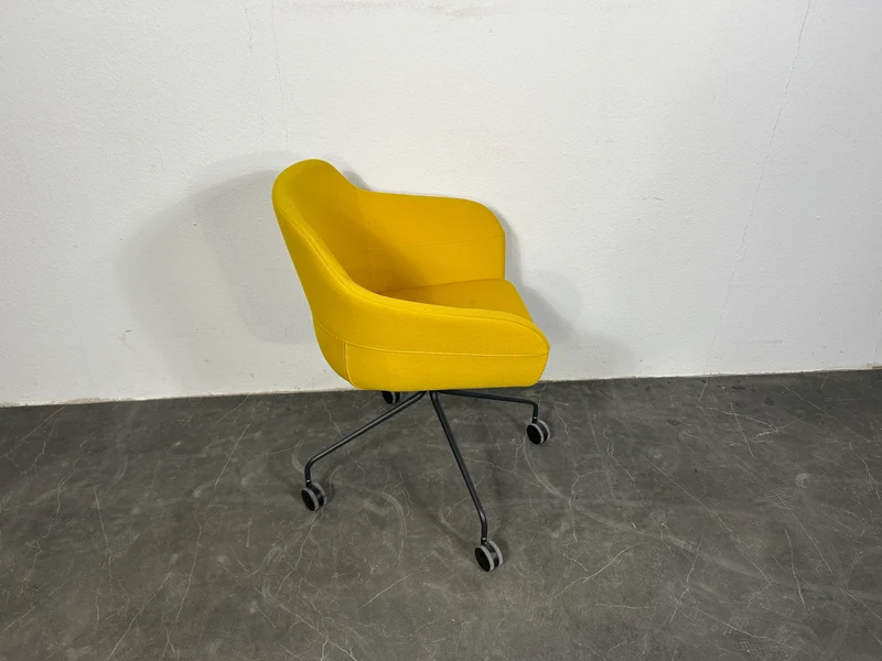 Brunner Crona 6383 Konferenzstuhl auf Rollen Gelb