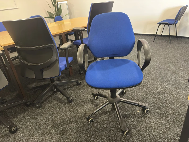 Bürodrehstuhl Blau
