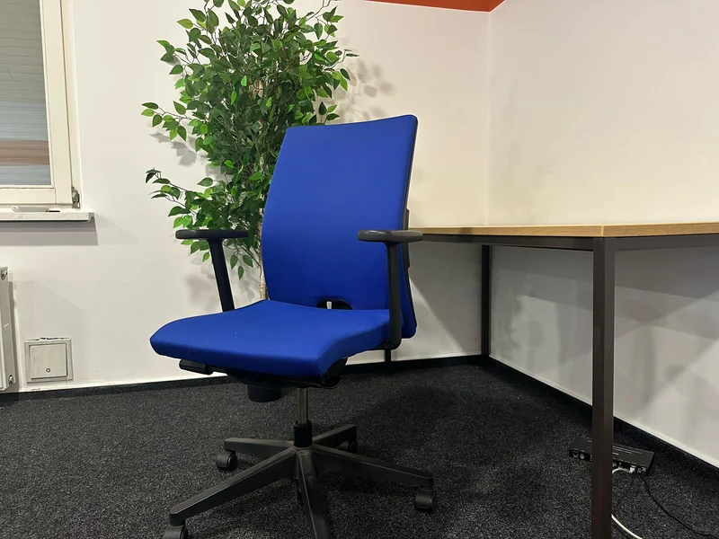 Haworth Comforto Bürodrehstuhl Blau