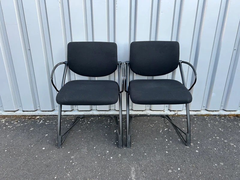 Konferenzstuhl Schwarz