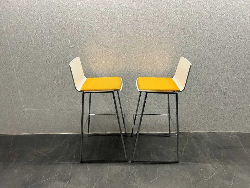 König & Neurath Hocker Weiß / Gelb