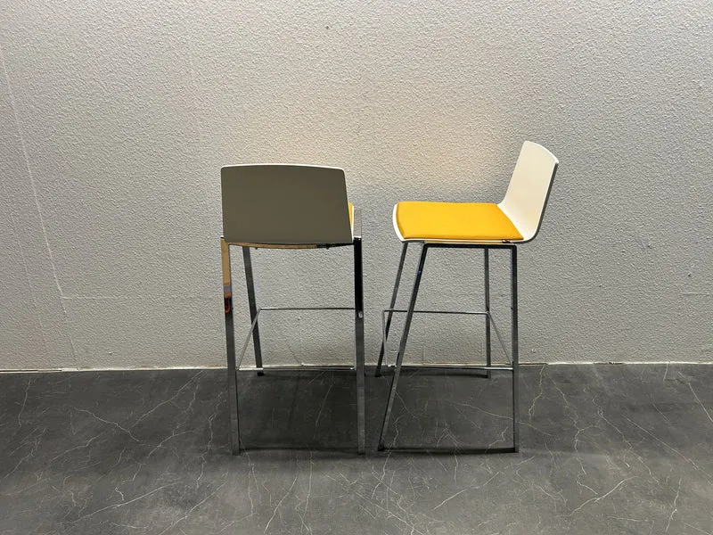 König & Neurath Hocker Weiß / Gelb