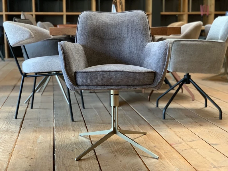 Designer Esszimmer Drehstuhl S26G