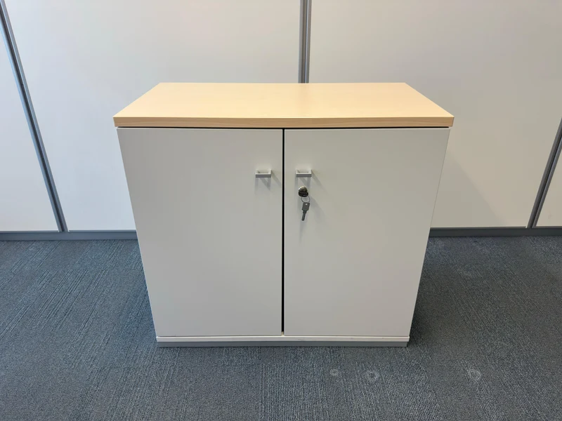 Coneon Sideboard Grau / Ahorn