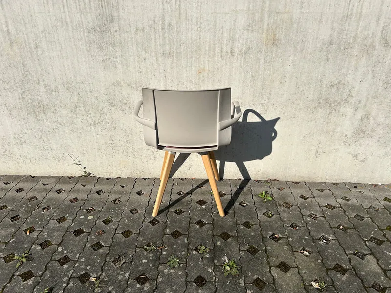 Kush Co uni_verso Konferenzstuhl Weiß / Rot