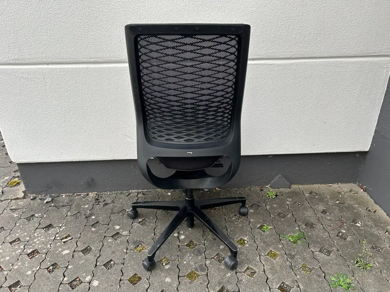 Klöber Mera 88 Bürodrehstuhl Schwarz mit Netzrücken ohne Armlehnen