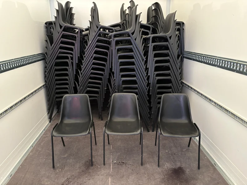 Stapelstuhl Konferenzstuhl Schwarz