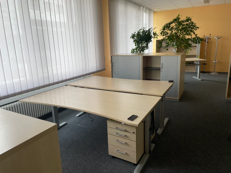 Ceka Elektrisch höhenverstellbarer Schreibtisch Ahorn