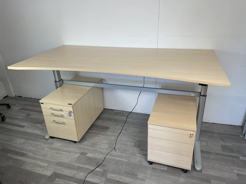 Ceka Elektrisch höhenverstellbarer Schreibtisch Ahorn