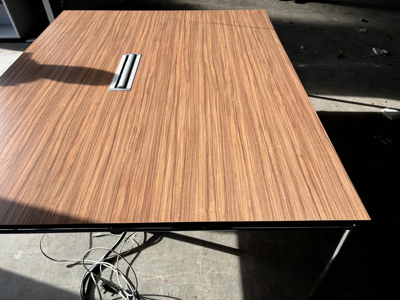 XXL Konferenztisch Bosse Nussbaum