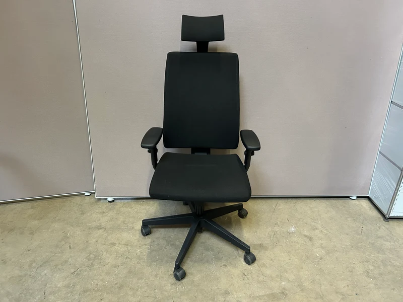 Nowystyle Bürodrehstuhl mit Kopfstütze