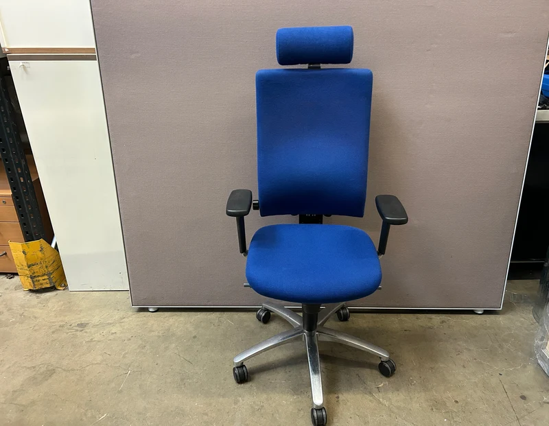Dauphin Chefsessel Bürodrehstuhl mit Kopftstütze Blau