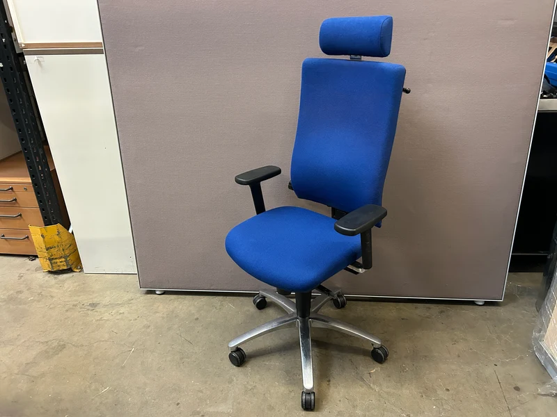 Dauphin Chefsessel Bürodrehstuhl mit Kopftstütze Blau