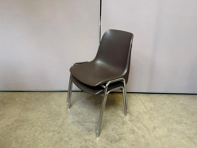 Konferenzstuhl Braun