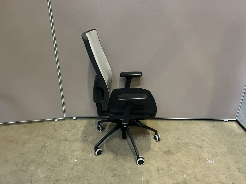 Bürodrehstuhl Schwarz/Weiß
