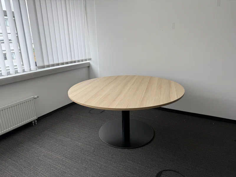 Runder Konferenztisch Akazie