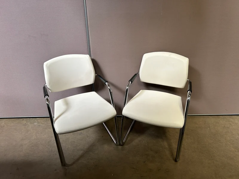 Konferenzstuhl Leder Weiß