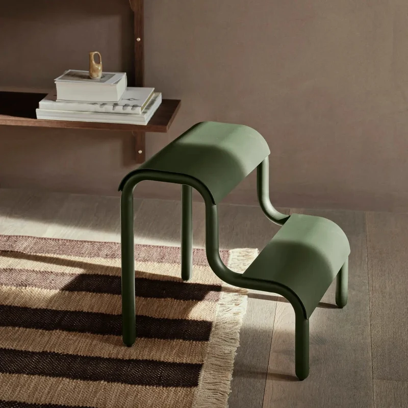 Tritthocker Up Step Stool Grün - ferm LIVING