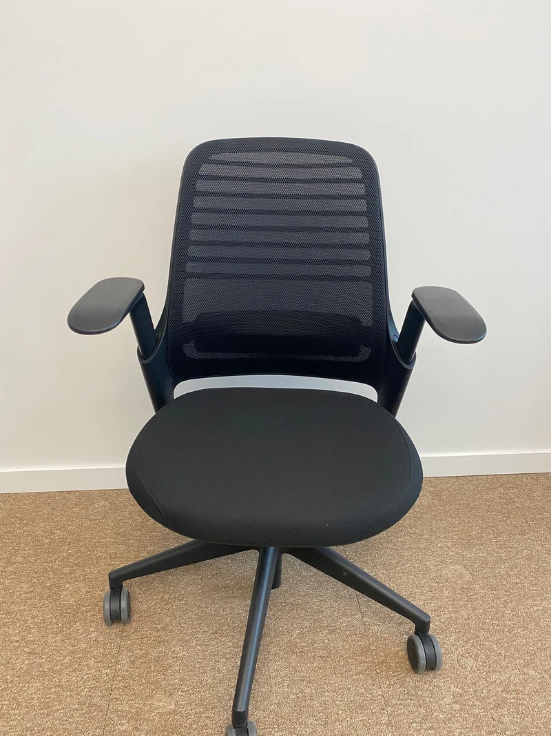 Steelcase Series 1 mit Netzrücken Bürodrehstuhl
