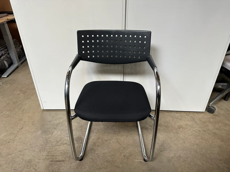 Vitra Visavis Konferenzstuhl Schwarz