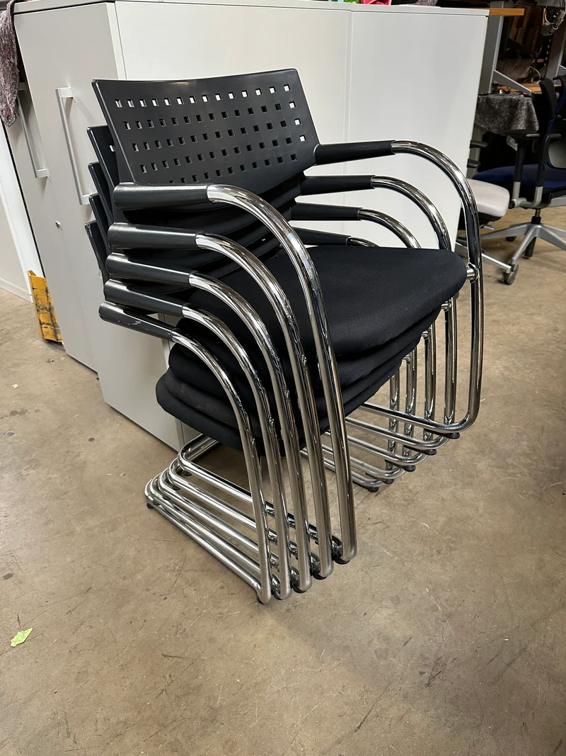 Vitra Visavis Konferenzstuhl Schwarz