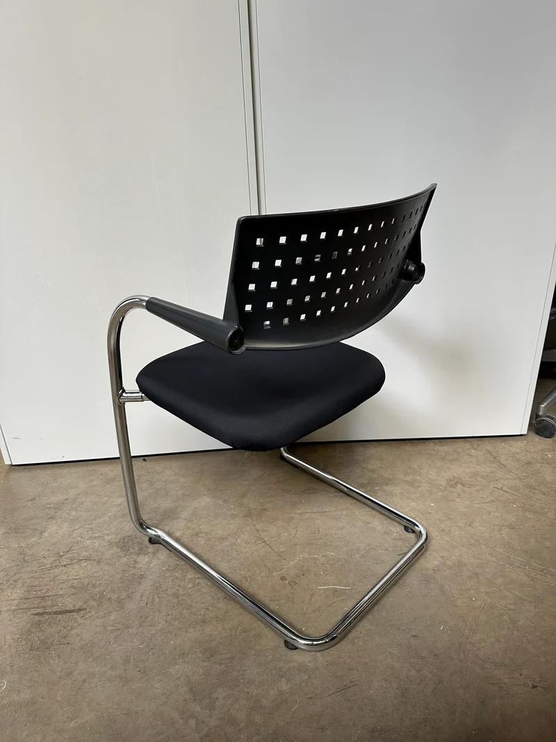 Vitra Visavis Konferenzstuhl Schwarz