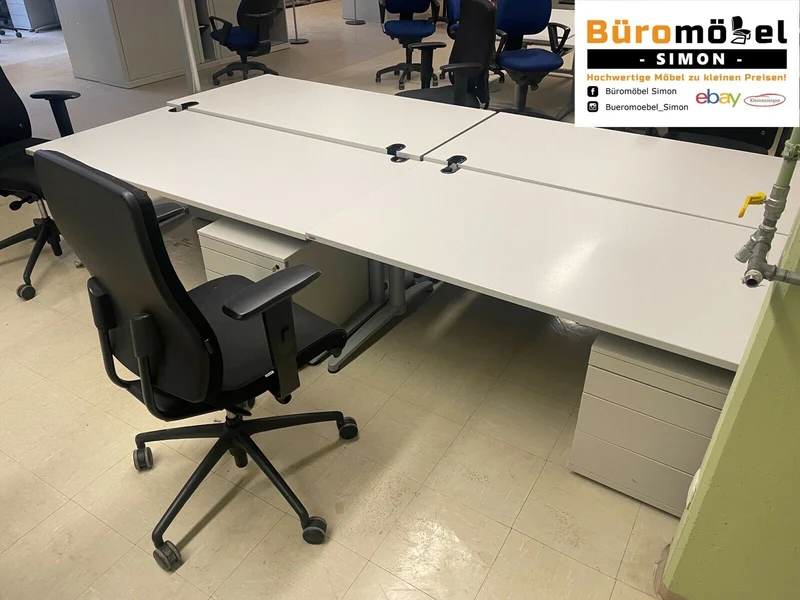 Assmann Schreibtisch Grau