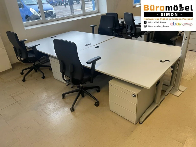Assmann Schreibtisch Grau