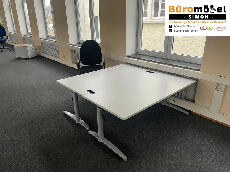Assmann Schreibtisch Grau
