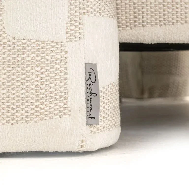 Richmond Interiors Loungesessel Tuscany – Beige Graffic