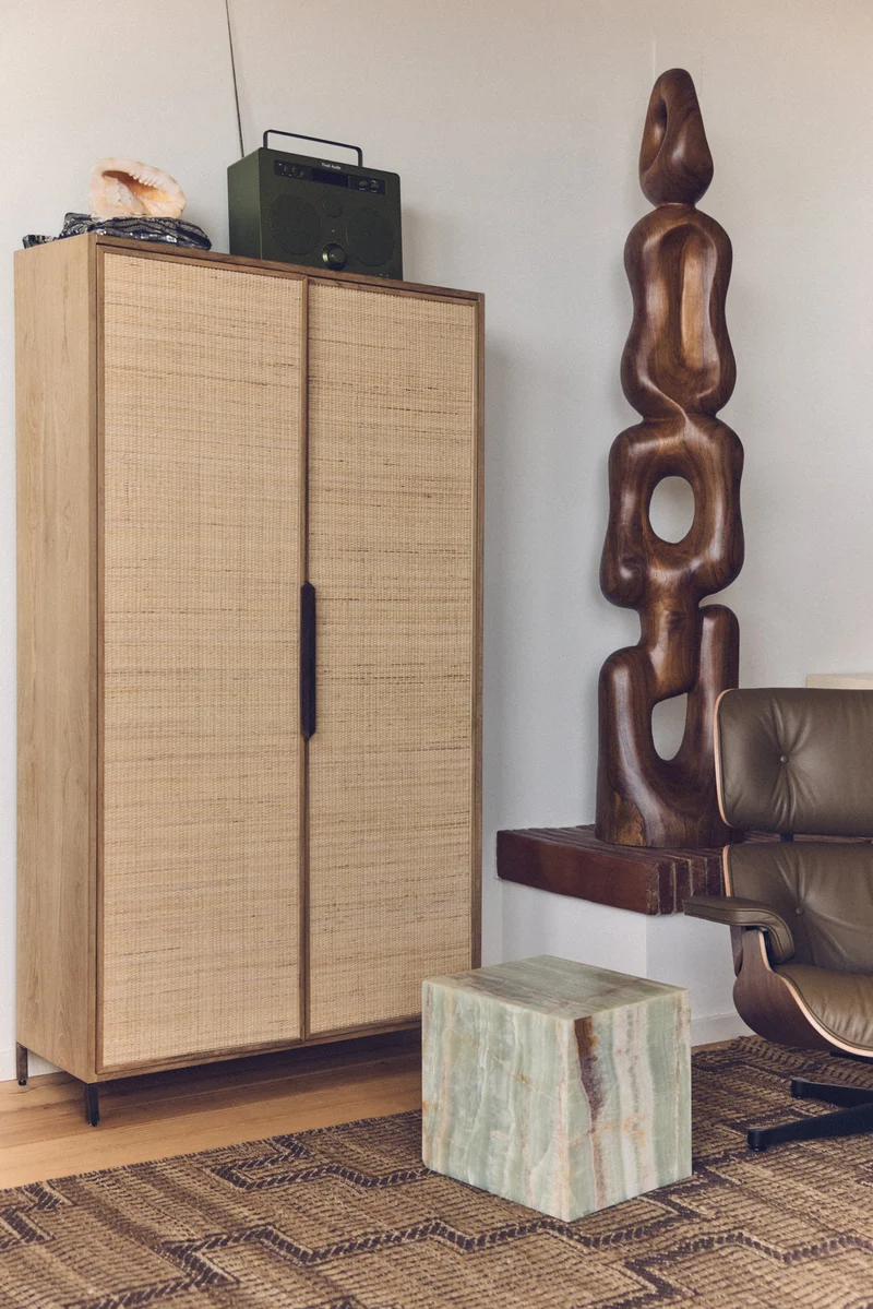 Design Schrank Pioneer aus Rattan - HKliving