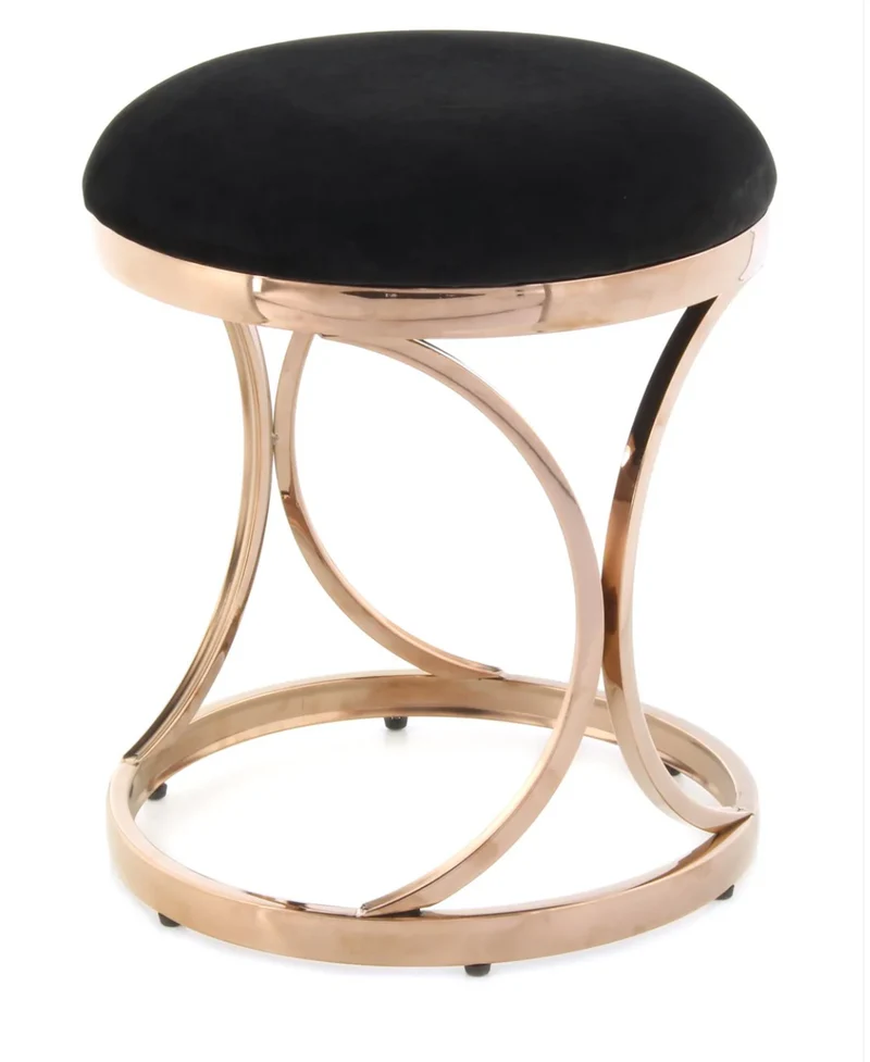 Hocker Lewi