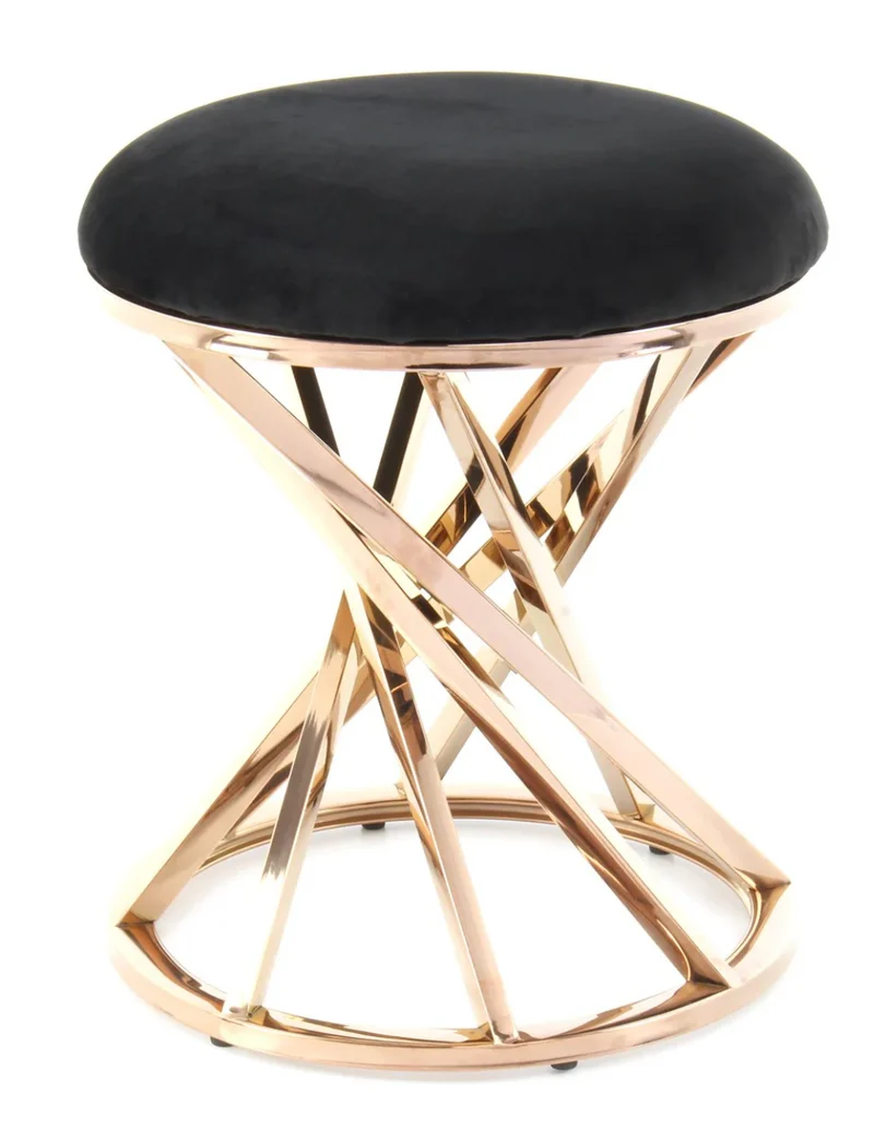 Hocker Levina