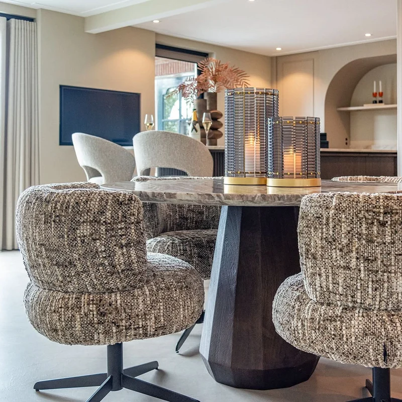 Richmond Interiors – Esszimmerstuhl Alexis Brown Omara Drehbar