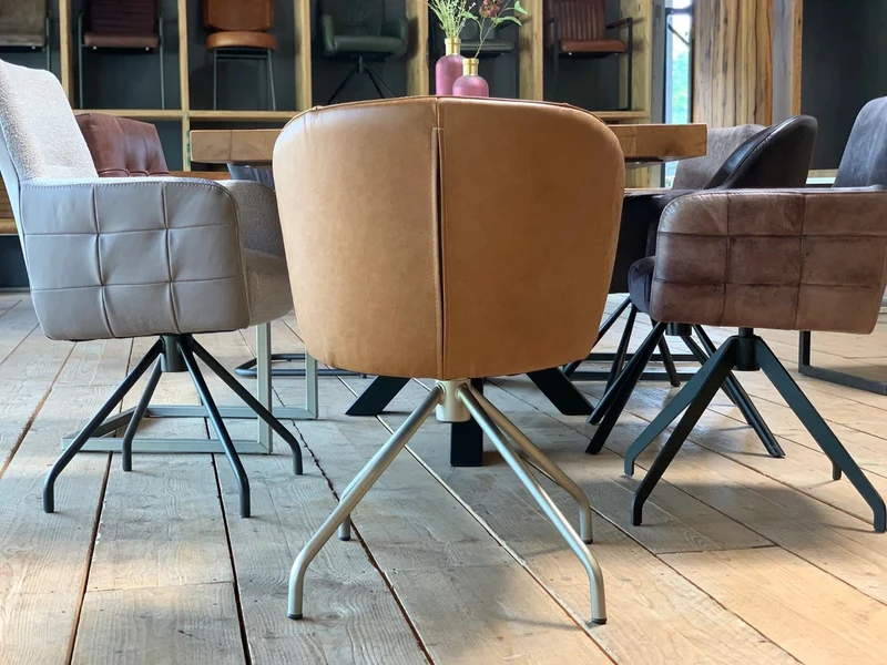 Moderner Lederstuhl drehbar 203D
