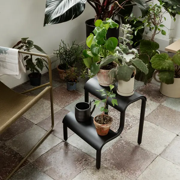 Tritthocker Up Step Stool Schwarz - ferm LIVING