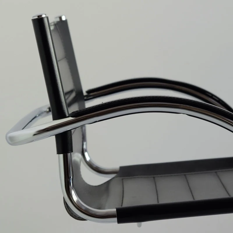 Freischwinger Marcel Breuer Stil schwarzes Leder - Safco